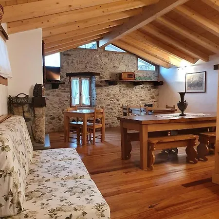 La Tana Del Tasso Rooms&breakfast Camerata Cornello