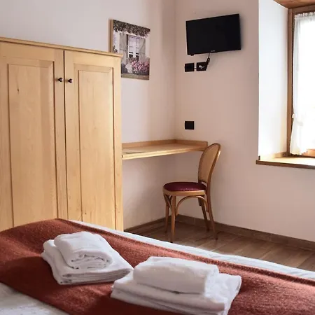 La Tana Del Tasso Rooms&breakfast Bed & Breakfast *