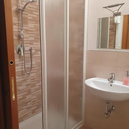 La Tana Del Tasso Rooms&breakfast فندق مبيت وإفطار