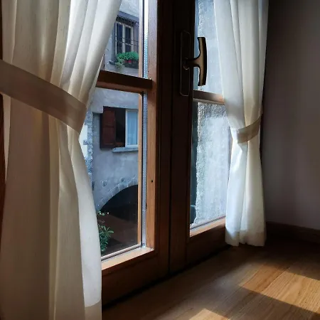 فندق مبيت وإفطار La Tana Del Tasso Rooms&breakfast Camerata Cornello