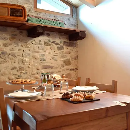 La Tana Del Tasso Rooms&breakfast Camerata Cornello